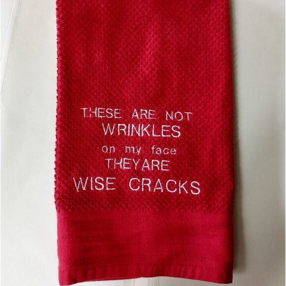 Wise crack hand towel - Picture 3 of 7